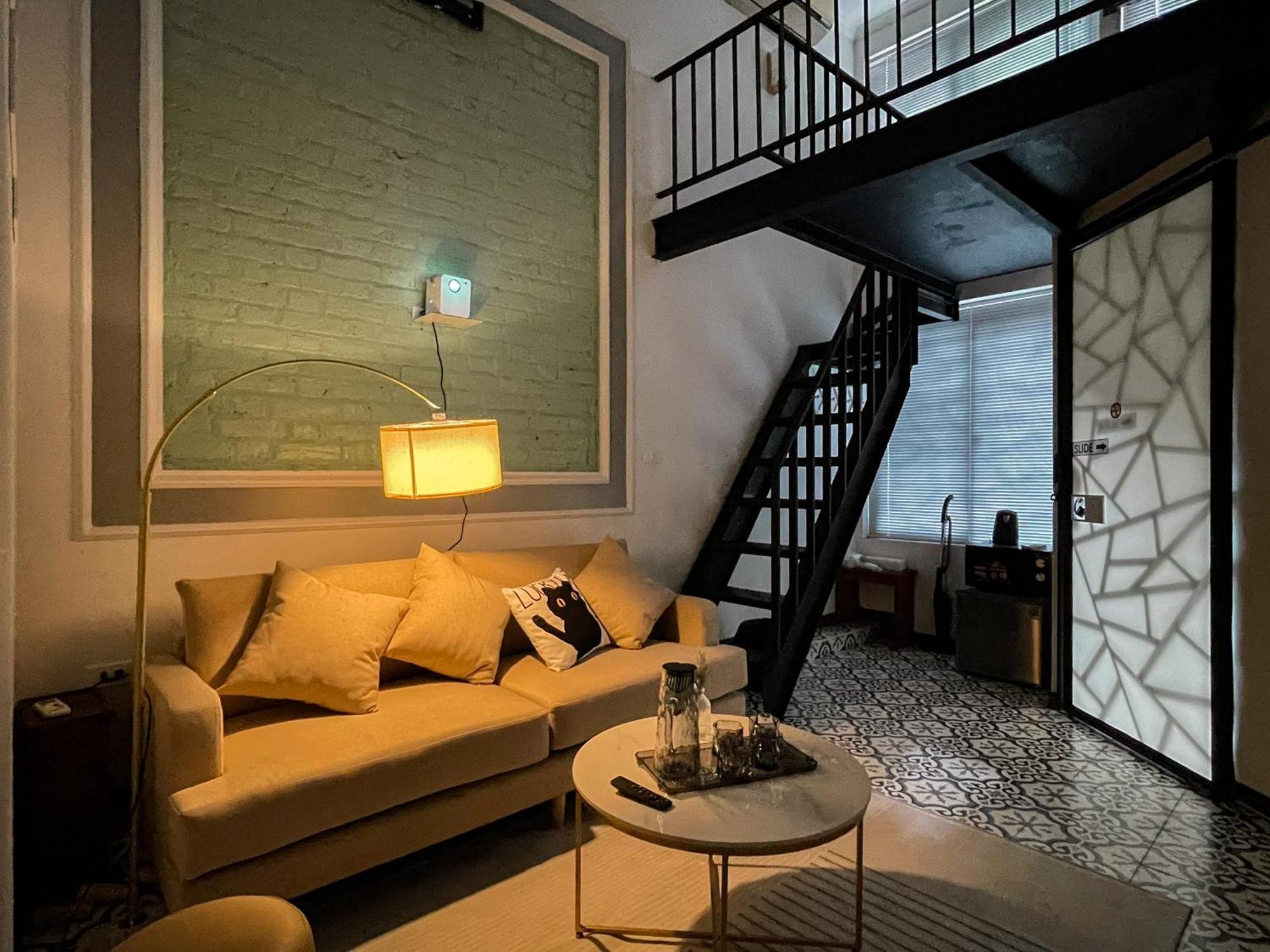 Zeus Living - Old Quater Homestay Hanoi Luaran gambar