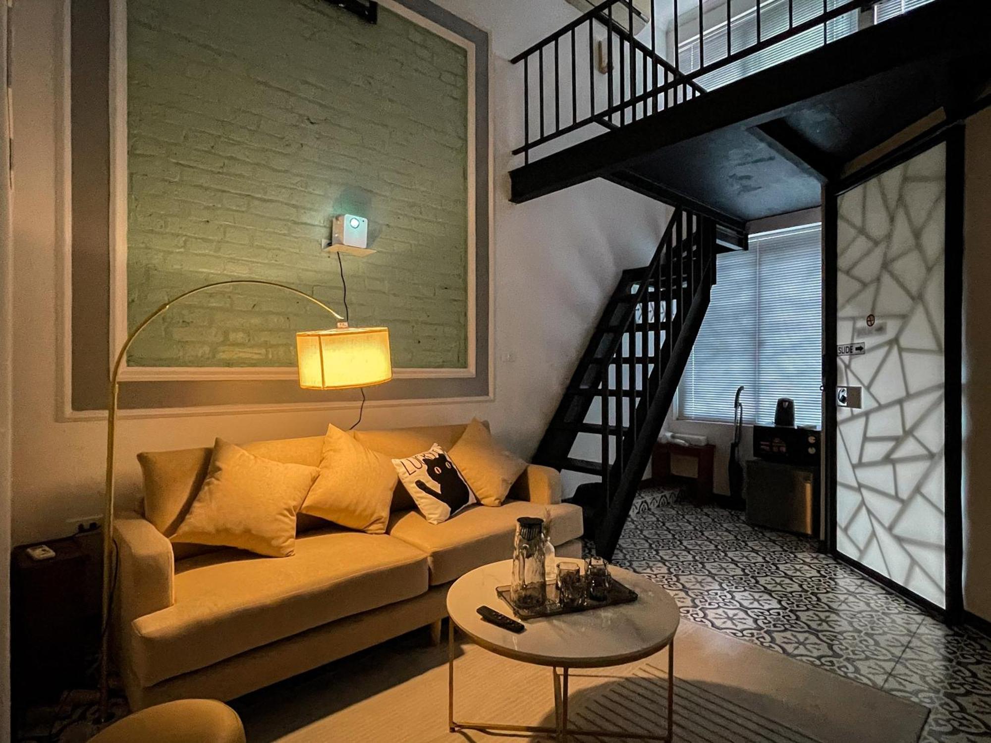 Zeus Living - Old Quater Homestay Hanoi Luaran gambar
